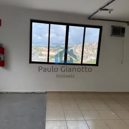 Imagem Sala Comercial com 104 m2 no Centro de Cotia