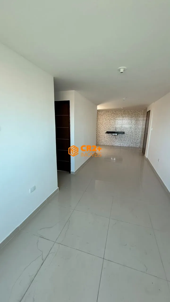 Imagem Vendo Apartamento á poucos metros do Mar, 2 quartos, 1 suíte, em Bairro Novo