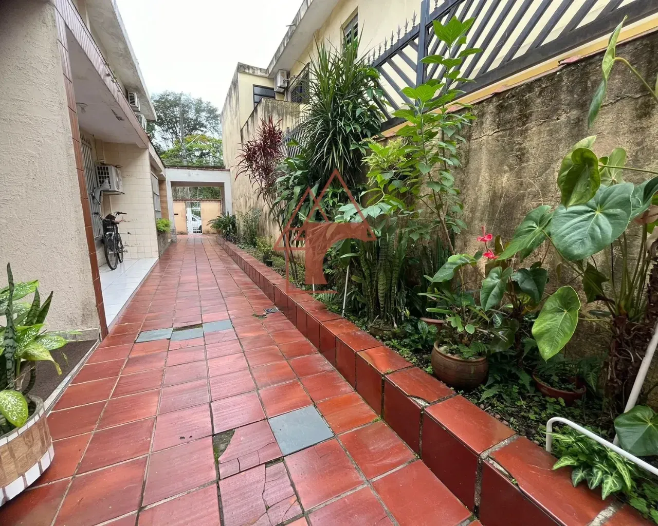 Foto do imóvel: Casa de Condomínio com 3 Quartos à Venda, 128 metros em Jardim Casqueiro - Cubatão