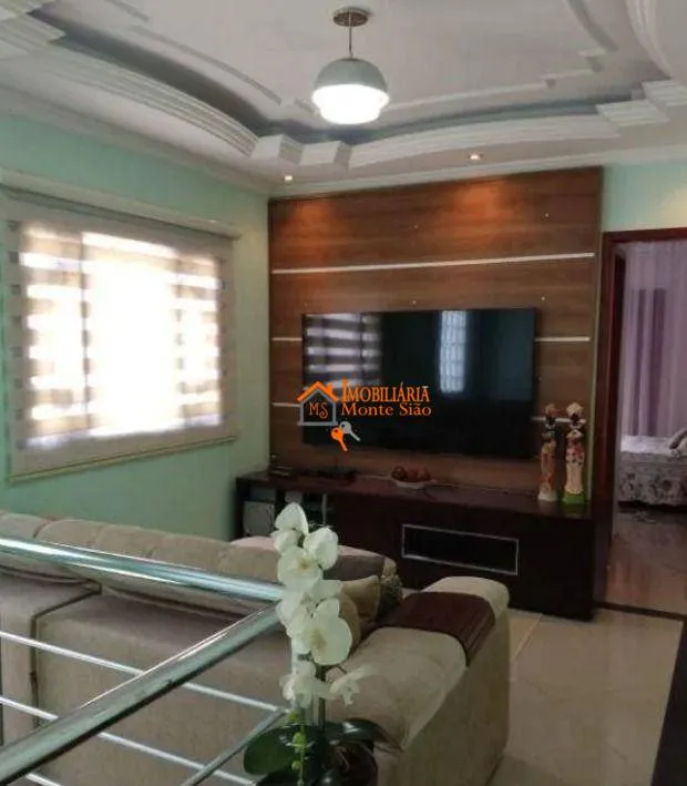 Imagem Sobrado com 4 dormitórios à venda, 200 m² por R$ 950.000 - Jardim Paraventi - Guarulhos/SP