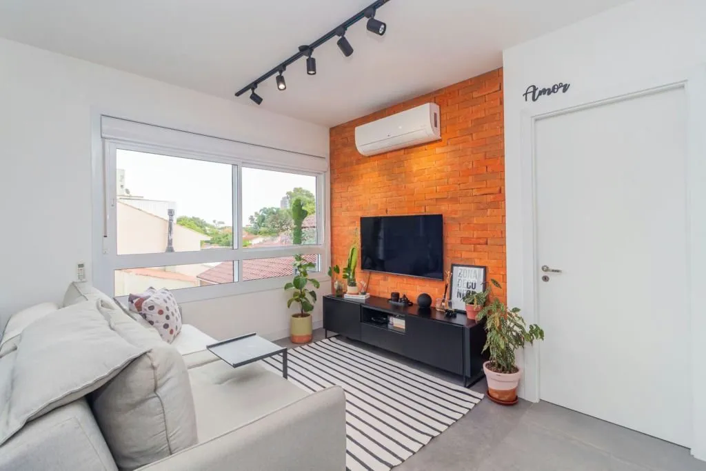 Imagem Apartamento mobiliado com sacada e vaga na Vila Ipiranga