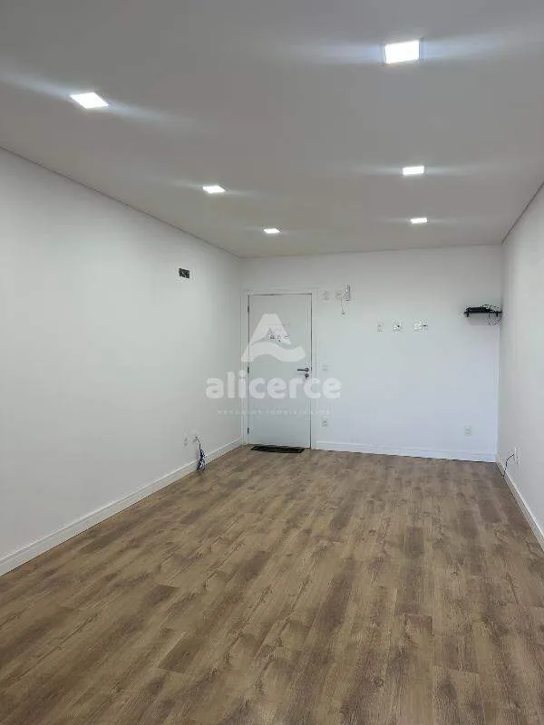 Imagem Sala à venda com , 30,82m² em Ingleses do Rio Vermelho Florianópolis