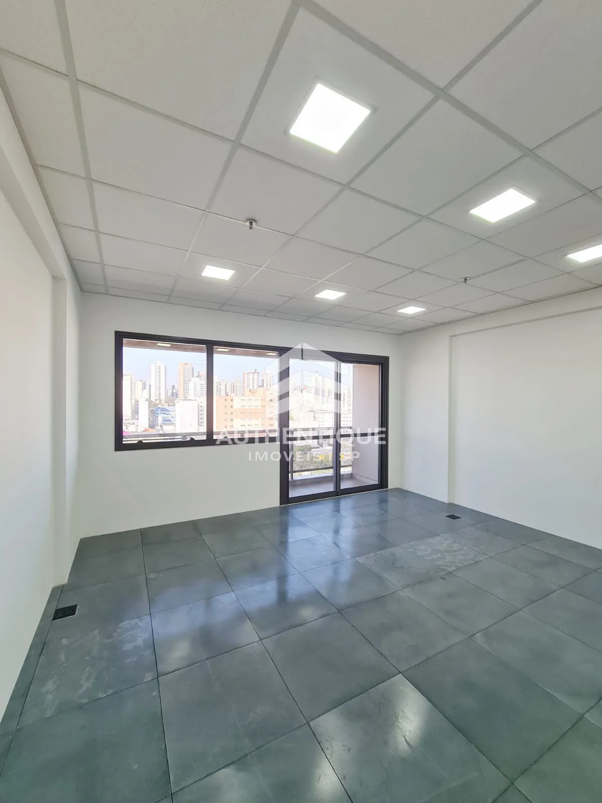 Imagem JURUBATUBA EMPRESARIAL CENTRO SBC - Sala Comercial no Centro de SBC à venda!