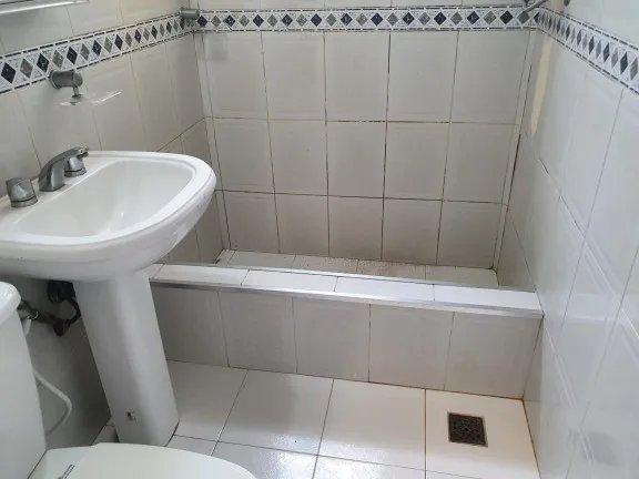 Imagem Apartamento com 1 Quarto para Alugar, 30 m² em Leme - Rio de Janeiro