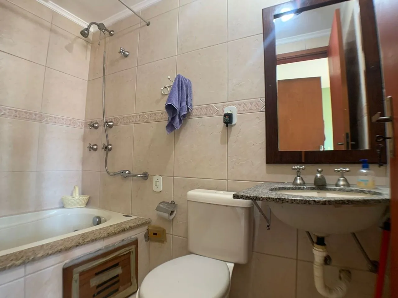 Imagem Casa Condominio para Venda - 162.98m², 3 dormitórios, sendo 3 suites, 2 vagas - Tristeza