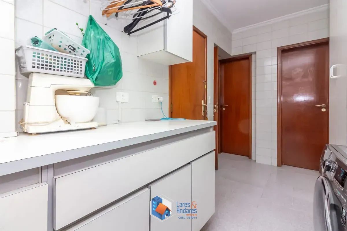 Imagem Apartamento para venda em Aclimação com 4 quartos, sendo 2 suítes, 194m²