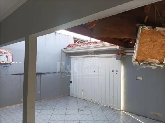 Imagem Casa para Venda em Limeira, Jardim Ipanema, 2 dormitórios, 1 banheiro, 3 vagas