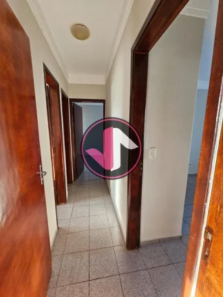 Imagem Descubra o conforto e a praticidade de morar no EDIFÍCIO ATALANTA, localizado no bairro Popular, em...
