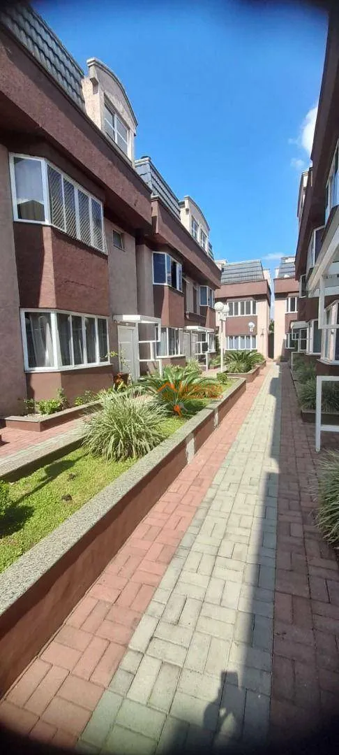 Imagem Sobrado com 3 dormitórios à venda, 300 m² por R$ 1.400.000,00 - Parque Renato Maia - Guarulhos/SP