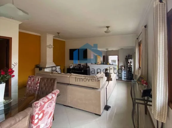Imagem Casa à venda em Condomínio na Granja Viana