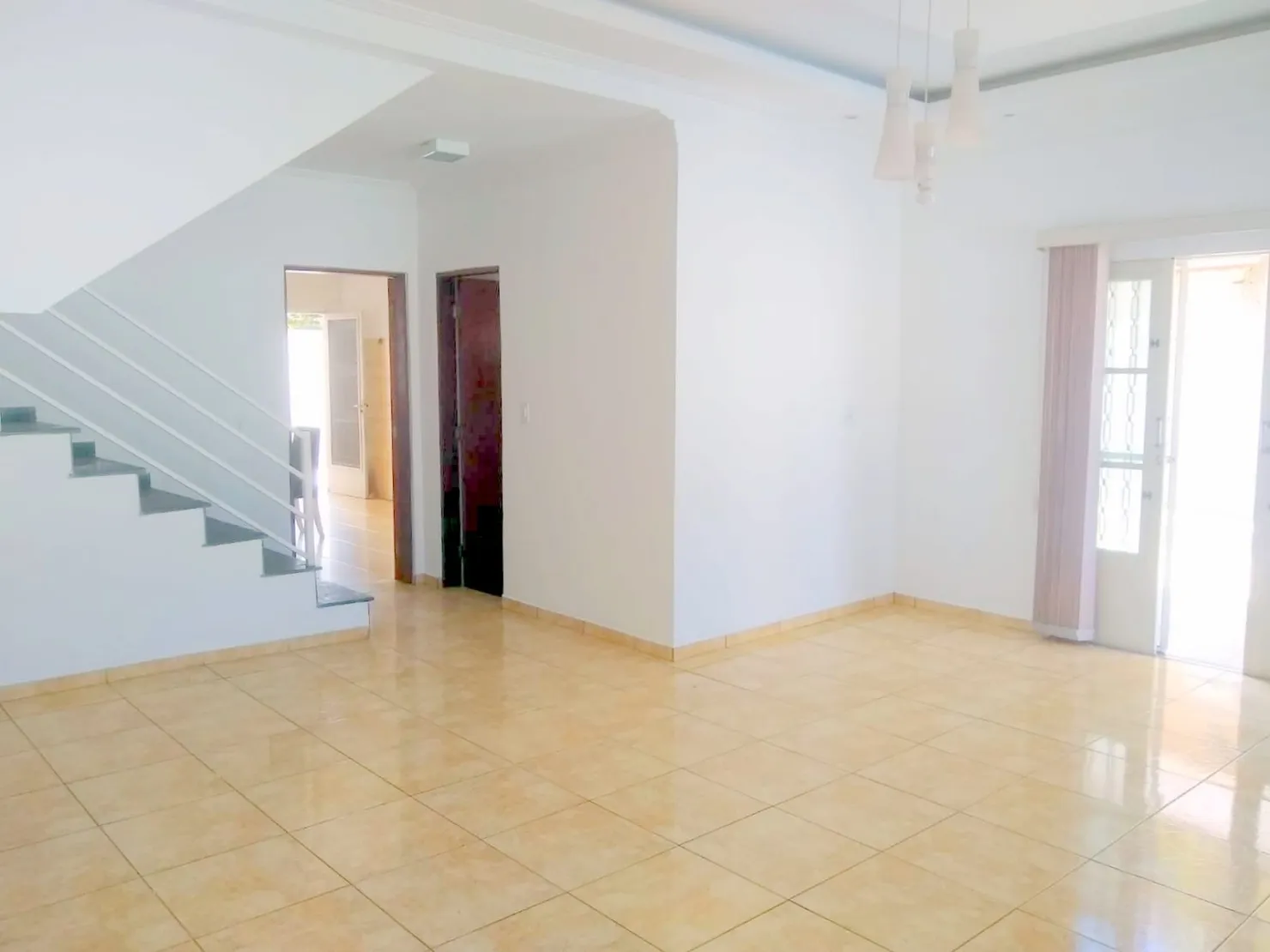 Imagem casa espetacular para venda ou locação, 4 Vagas, 353M², Jardim Primavera, Roseira - SP