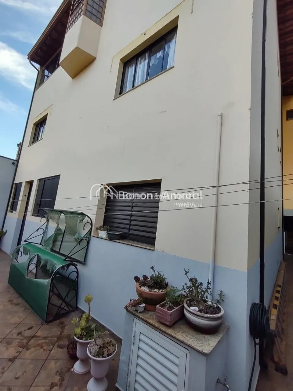 Imagem Venda , casa , bolsão , Parque das Flores em Campinas .