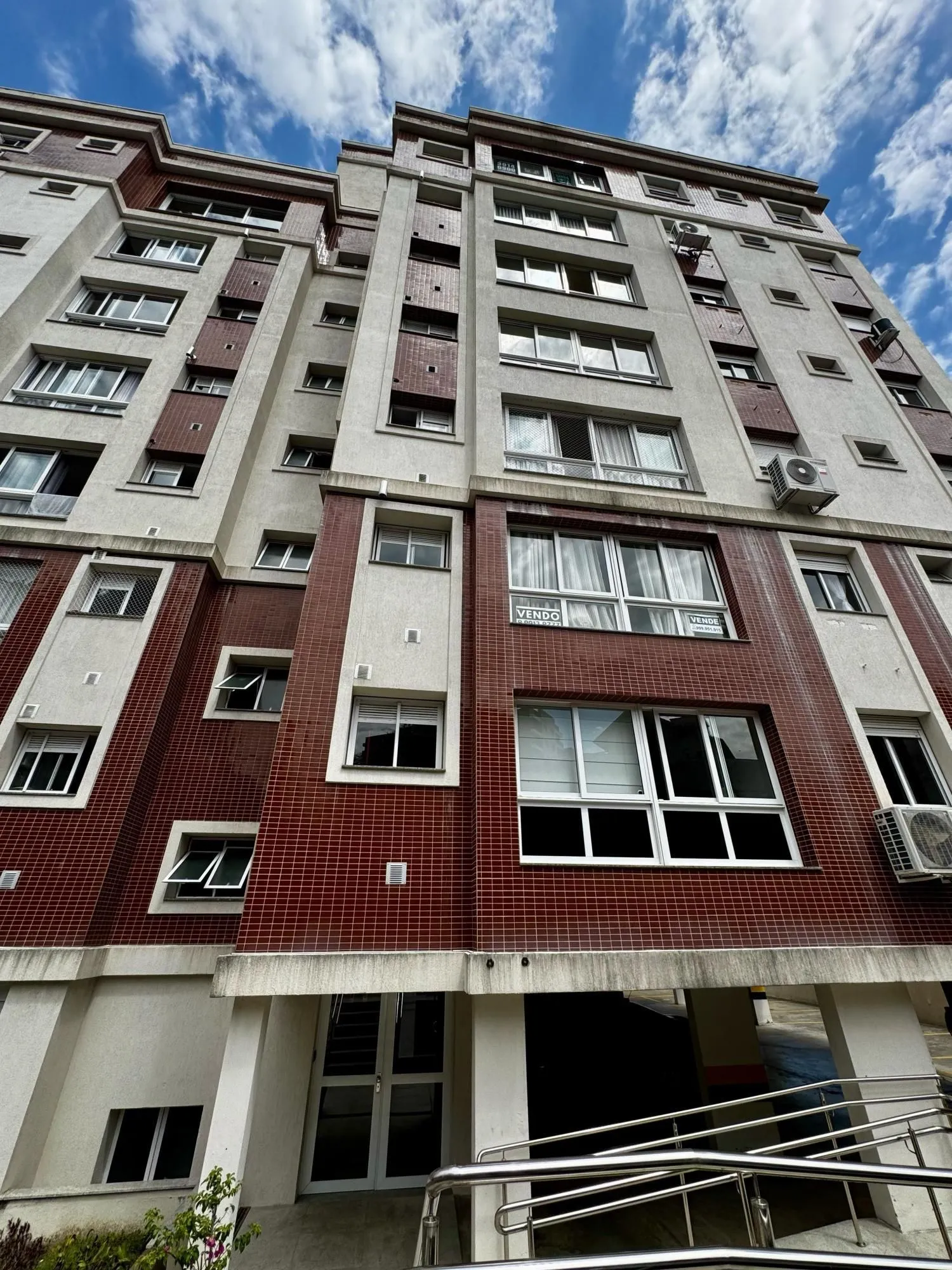 EXCELENTE APARTAMENTO NOVO Á VENDA - Passo da Areia | Porto Alegre