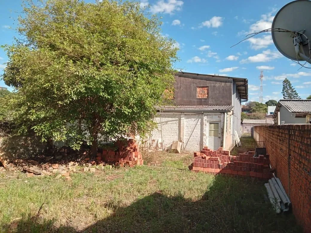 Imagem Prédio comercial no bairro Camaquã em Porto Alegre/RS.