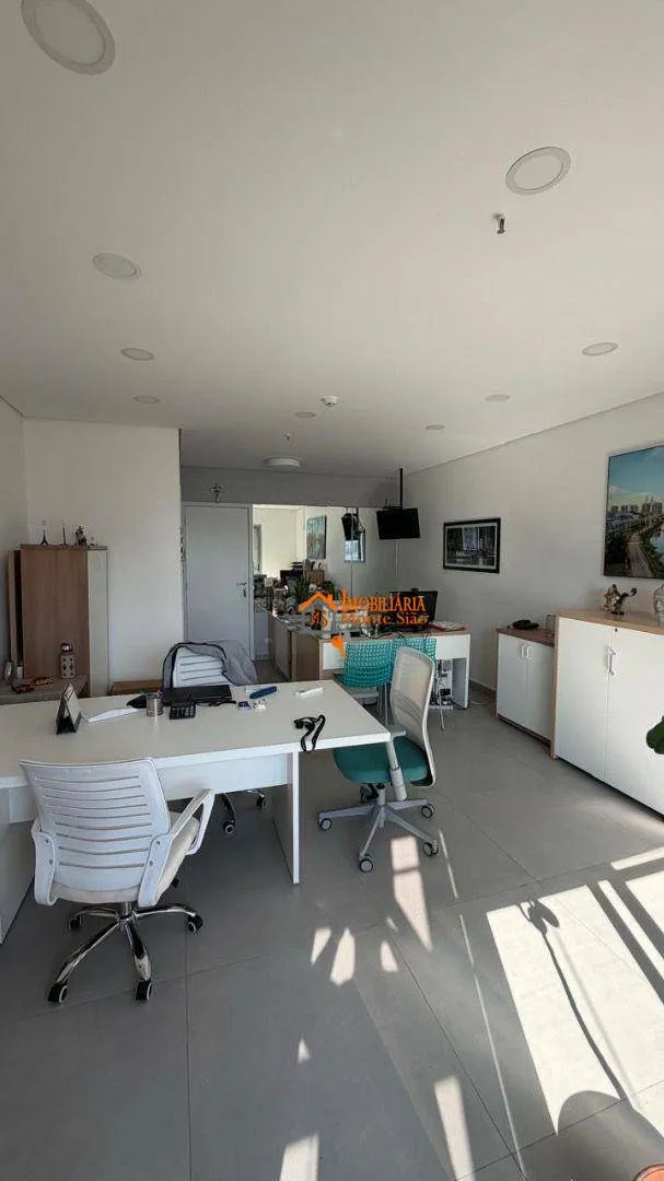Foto do imóvel Sala à venda, 38 m² por R$ 470.000,00 - Vila Pedro Moreira - Guarulhos/SP