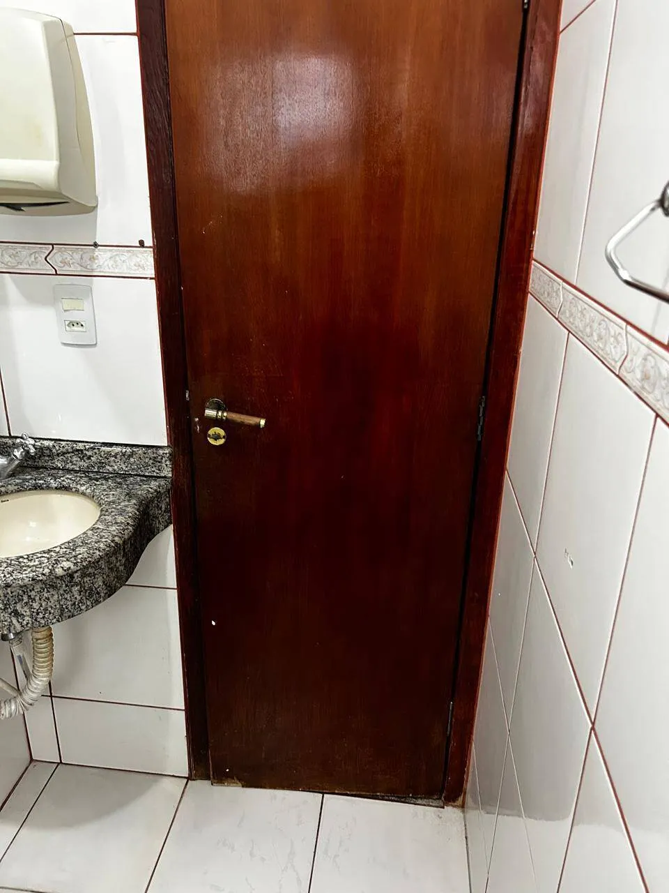 Imagem Sala comercial no Jardim Universitário - Cuiabá/MT