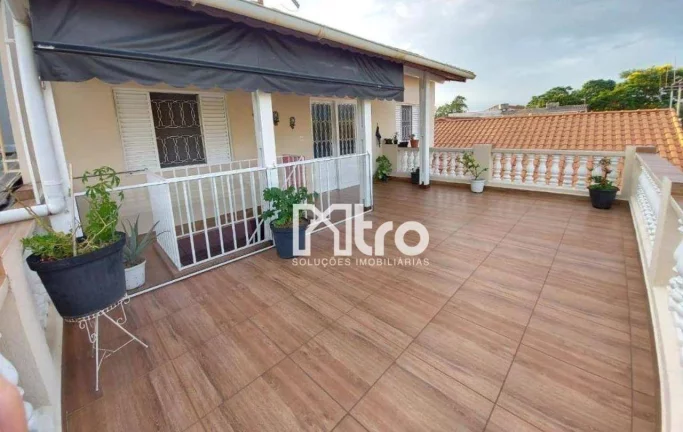 Imagem Casa com 5 dormitórios à venda, 266 m² por R$ 600.000,00 - Santa Rita - Guaratinguetá/SP