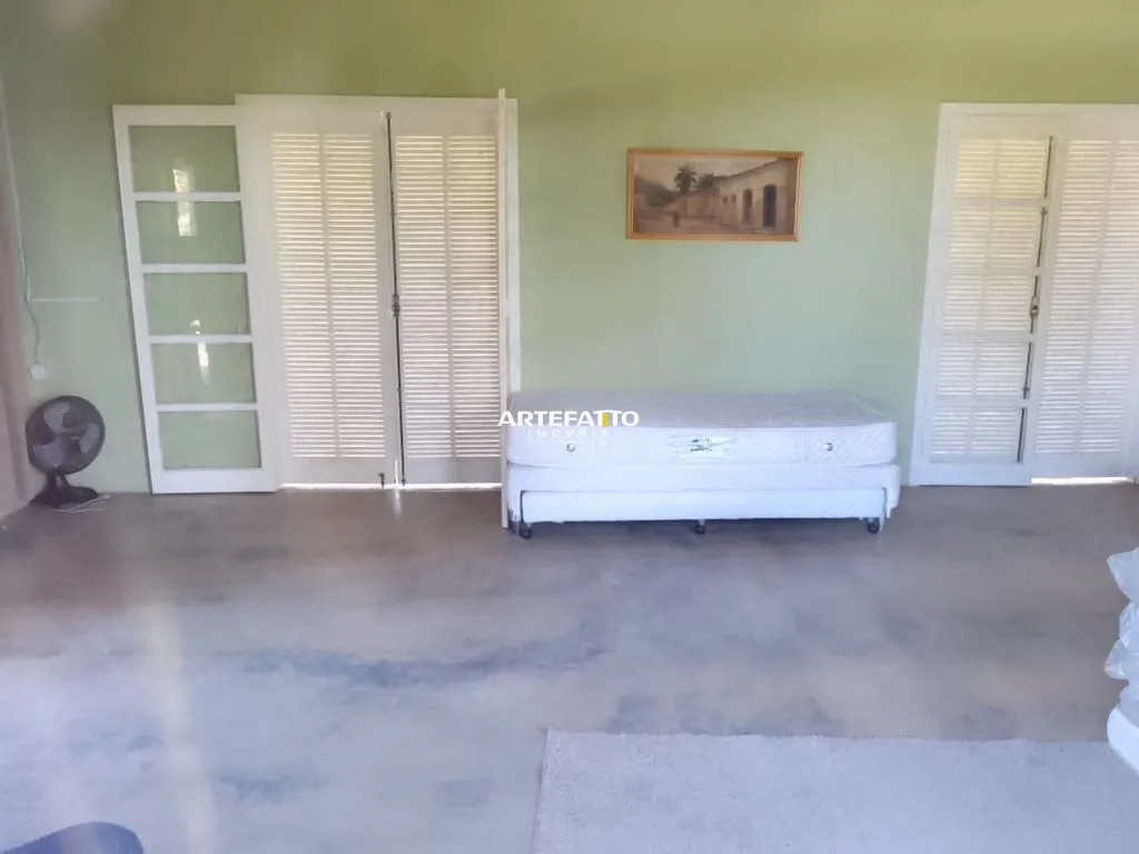 Imagem Sitio com Piscina - Todo Murado