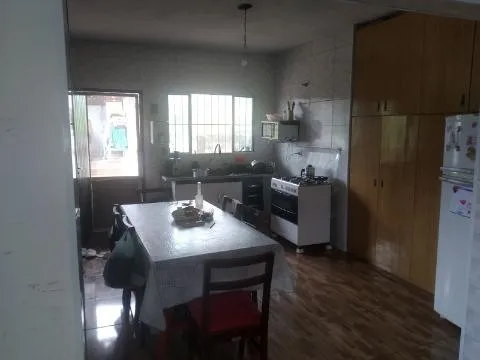 Imagem VENDA DE CHÁCARA NO ITAPETI, EM SANTA ISABEL/SP, 3.000m² com quarto, suíte, hidro, piscina, churrasqueira, forno a lenha, pomar e 8 vagas CONSULTE-NOS