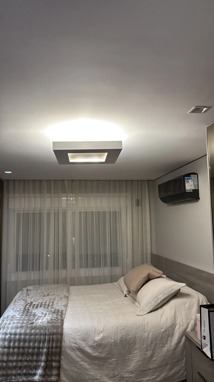 Imagem **Apartamento de 3 Quartos com 2 Suítes e 2 Vagas de Garagem na Tristeza, Porto Alegre, RS**