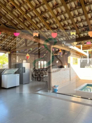 Imagem Venda Chácara no Jardim das Andorinhas, Campinas. Chácara murada com 1500 m² útil, salão de festa com 120 m², 2 banheiros vestiário com box e duc