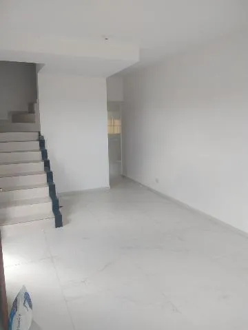 Imagem VENDA DE CASA NO MARENGO, EM ITAQUAQUECETUBA/SP, 77m² com 2 quartos, sala de estar, cozinha, quintal murado e garagem para 02 autos. CONSULTE-NOS.