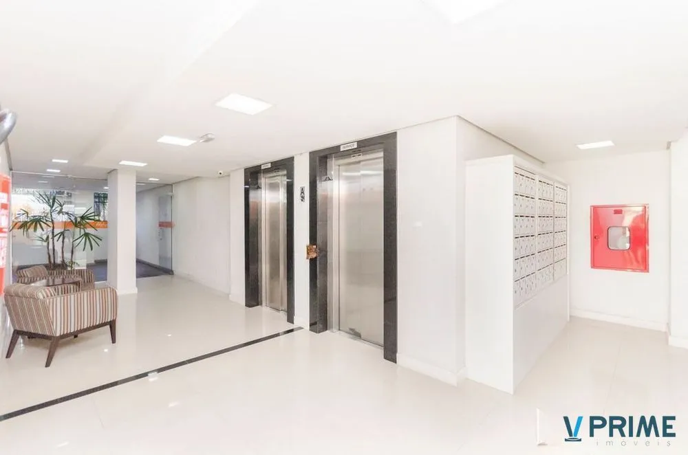 Imagem Vende-se apartamento com 3 quartos (1 suíte), 71 m² privativos e 2 vagas - Partenon