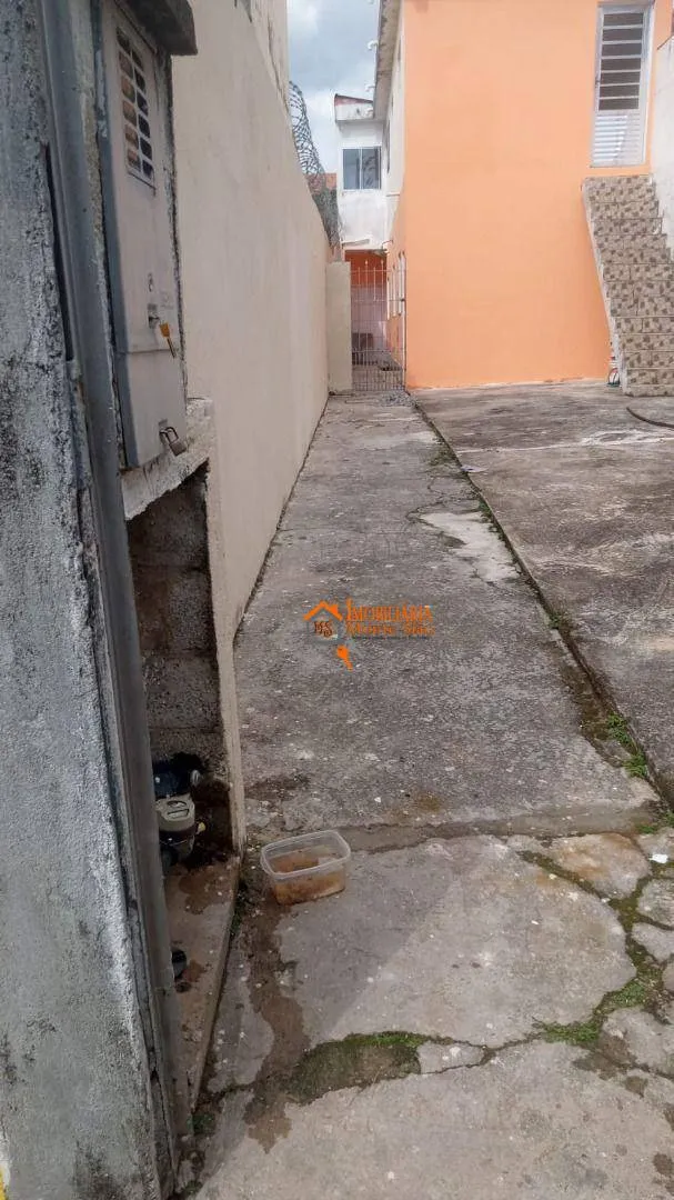 Imagem Sobrado com 2 dormitórios à venda, 125 m² por R$ 309.000,00 - Jardim Maria Clara - Guarulhos/SP