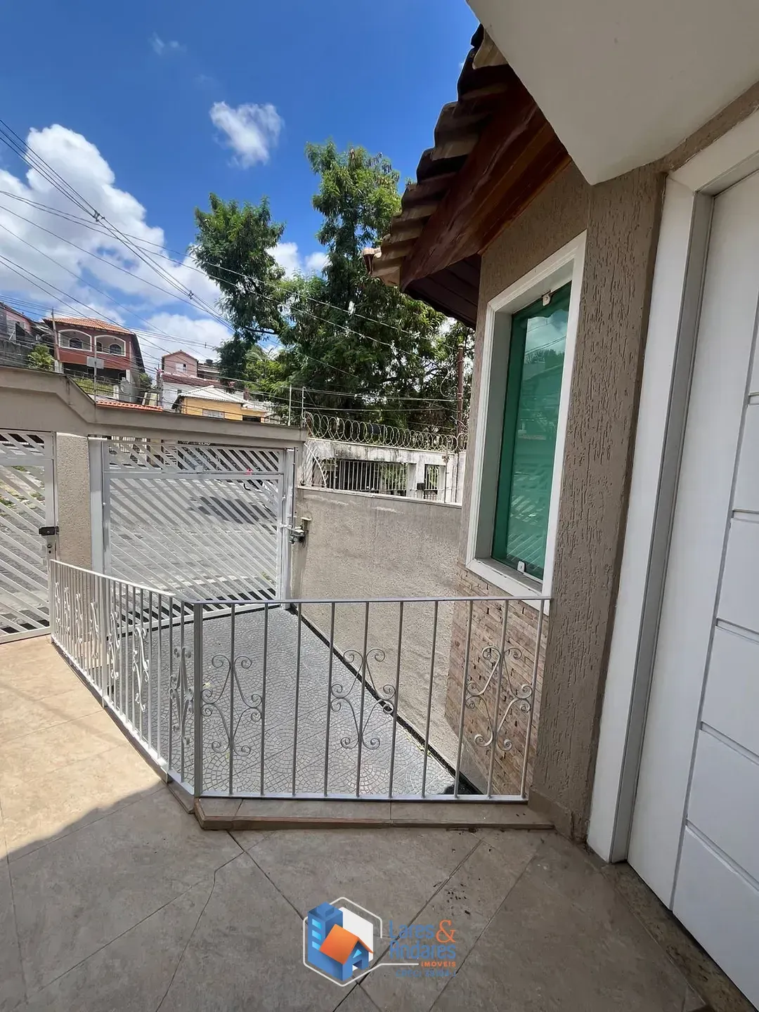 Imagem Sobrado para venda em Vila Nova Mazzei com 4 quartos, sendo 4 suítes, 195m²
