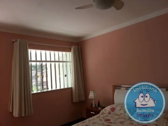 Imagem VENDO EXCELENTE CASA BEM LOCALIZADA EM PORTO SEGURO -BAHIA