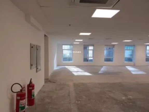 Imagem Mobiliado Conjunto Comercial Vila Nova Conceição 311,50m², 9 vagas