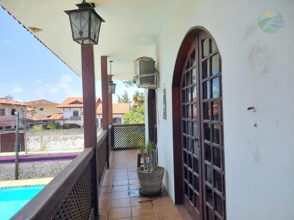 Imagem Casa com 694m2 área útil, para venda, próximo rádio Maranata, Piedade, Jaboatão-PE.