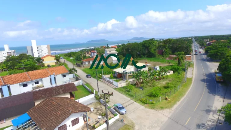 Imagem Terreno Comercial, frente asfalto e perto da praia! Oportunidade no Balneário Rio Gracioso