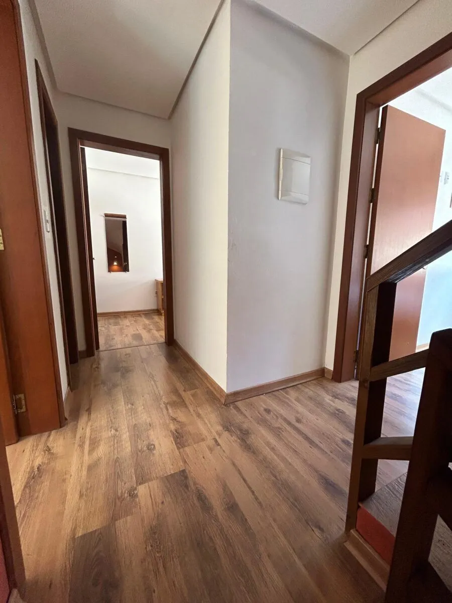 Imagem Casa em Canela no bairro Vila Maggi de 4 dormitórios