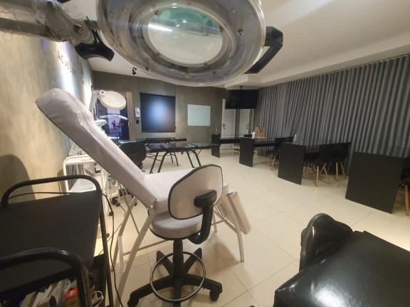 Imagem Ponto Comercial à Venda, 300 m² em Jardim América - Goiânia