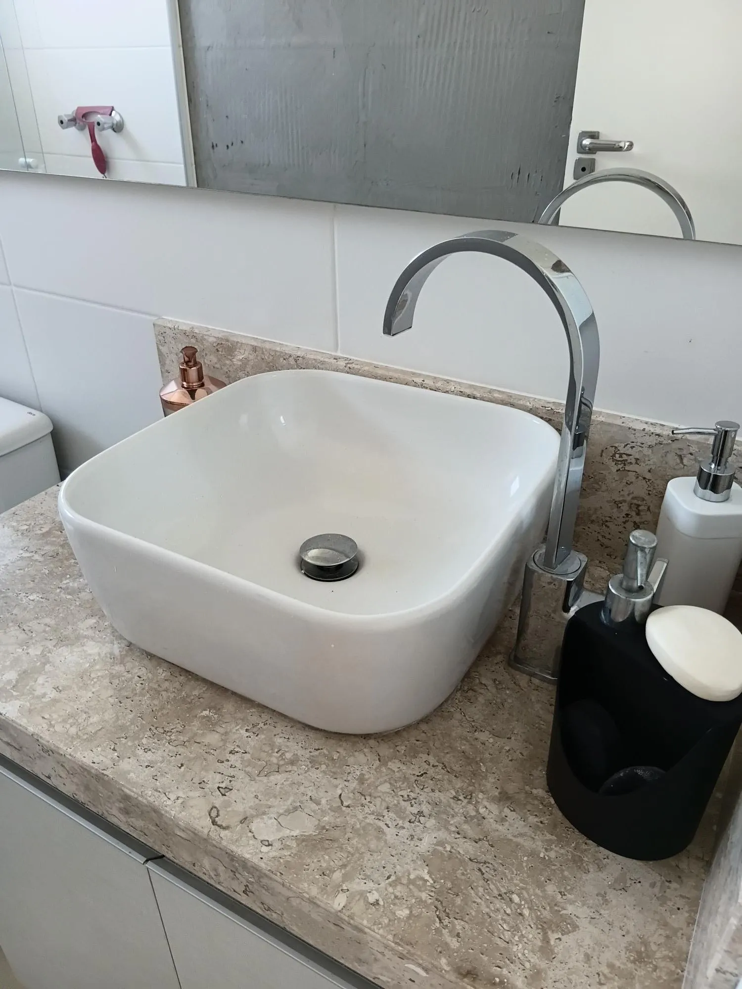 Imagem Apartamento centro de Tramandaí novo mobiliado próximo ao mar
