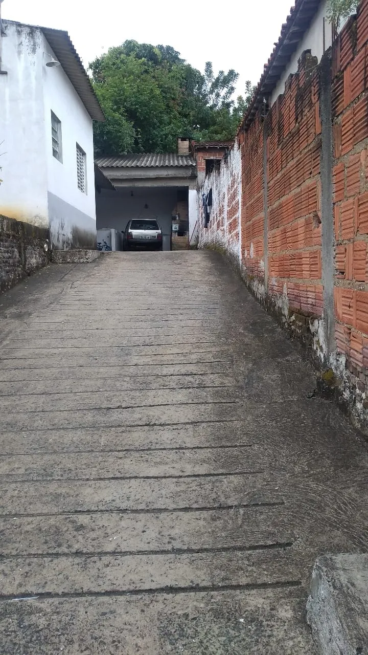 Imagem Casa à venda 3 Quartos, 8 Vagas, 250M², Santa Luzia, Guaratinguetá - SP