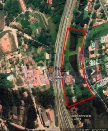 Imagem Chácara à venda, 24.000 m², com 3 casas com suítes, R$ 2.000.000 - Parque da Fazenda - Itatiba/SP