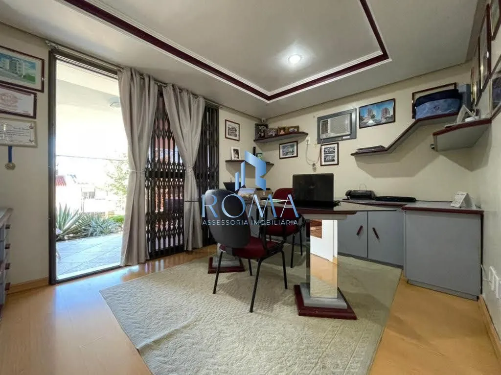 Imagem Casa 6 dormitórios à venda Nossa Senhora de Lourdes Santa Maria/RS