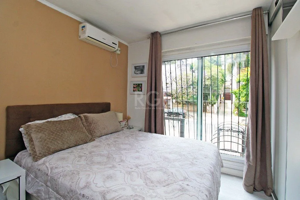 Imagem Apartamento de 3 dormitórios e vaga no bairro Petrópolis