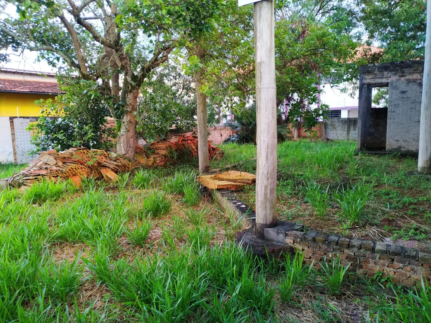 Imagem Terreno à venda 629M², Centro, Pindamonhangaba - SP