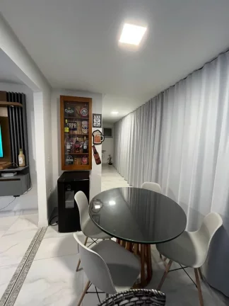 Imagem APARTAMENTO COM 3 Q1UIARTOS 1 SUÍTE 2 VAGAS DE GARAGEM NA PRAIA DO MORRO GUARAPARI ES