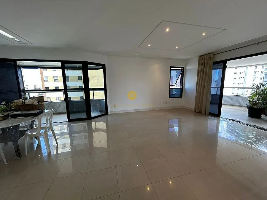 Imagem Apartamento 4 Suítes na Graça  Mansão Rio de São Pedro