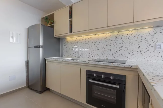 Imagem Apartamento à venda no Centro de SP: 1 quarto, 1 sala, 1 banheiro, 37m² de área. Venha conferir!