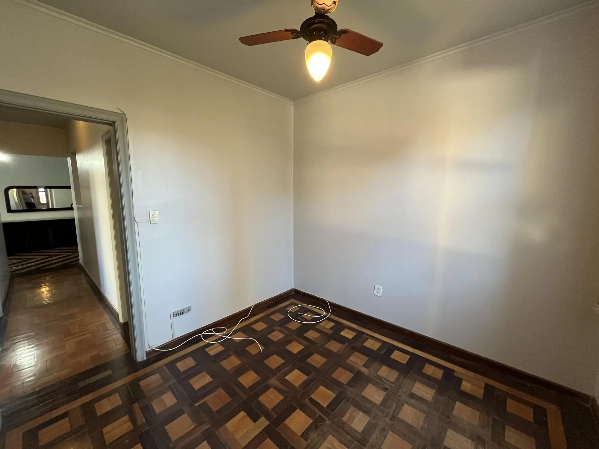 Imagem Bernaud - Apartamento de 4 quartos no bairro Menino Deus em Porto Alegre