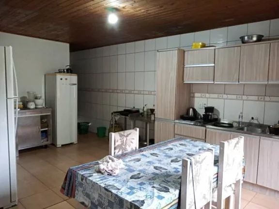 Imagem Sítio com Casa em condomínio Fechado, Próximo da portaria, junto a RS040