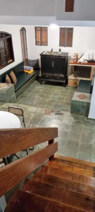 Imagem Sobrado com 4 suítes à venda, 215 m² por R$ 950.000 - Massaguaçu - Caraguatatuba/SP
