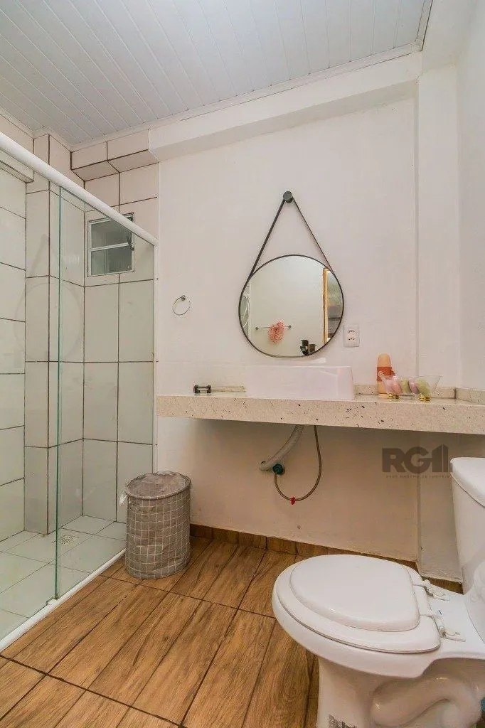 Imagem Casa de 2 dormitórios com 98m² no Bairro Lomba do Pinheiro