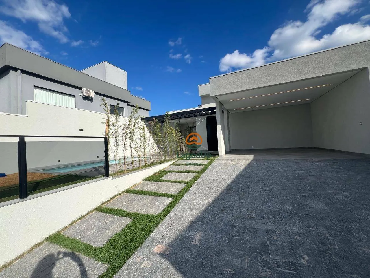 Imagem Casa com 3 dormitórios à venda, 168 m² por R$ 1.290.000,00 - Condomínio Parque dos Buritis - Lagoa Santa/MG