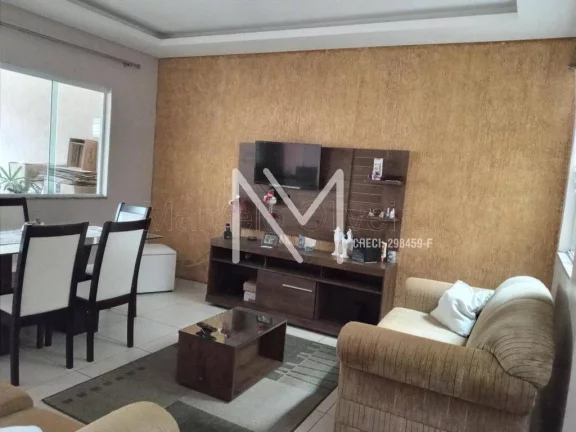 Imagem Casa a Venda 3 Quartos 1 Suíte 180m² Ótima localização - Parque Industrial